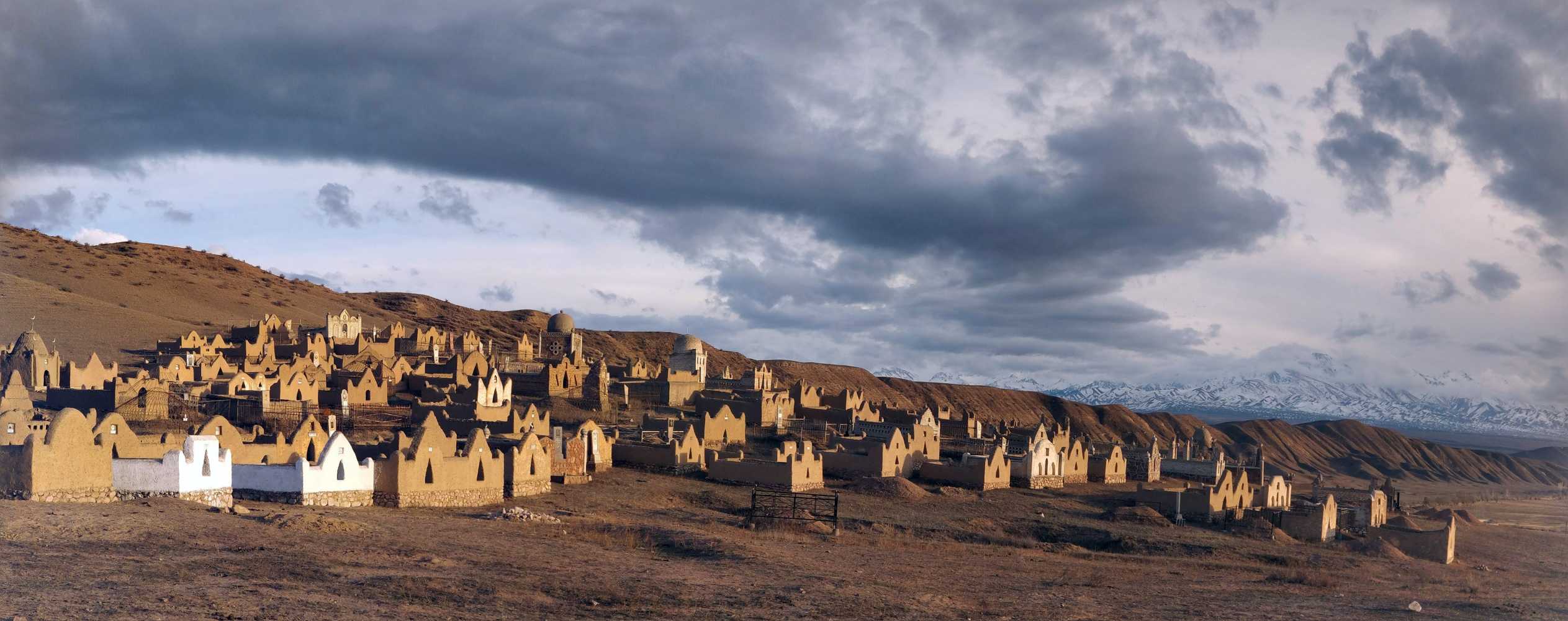 cimetière Kyrgyzstan