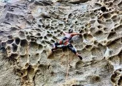 Escalade aux Aiguilles de Bavella
