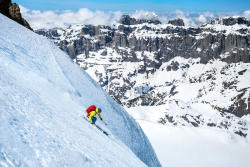 Raid à Ski entre le Sustenpass et Rosenlaui (Suisse)